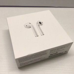 Apple Airpods (1st Generation)